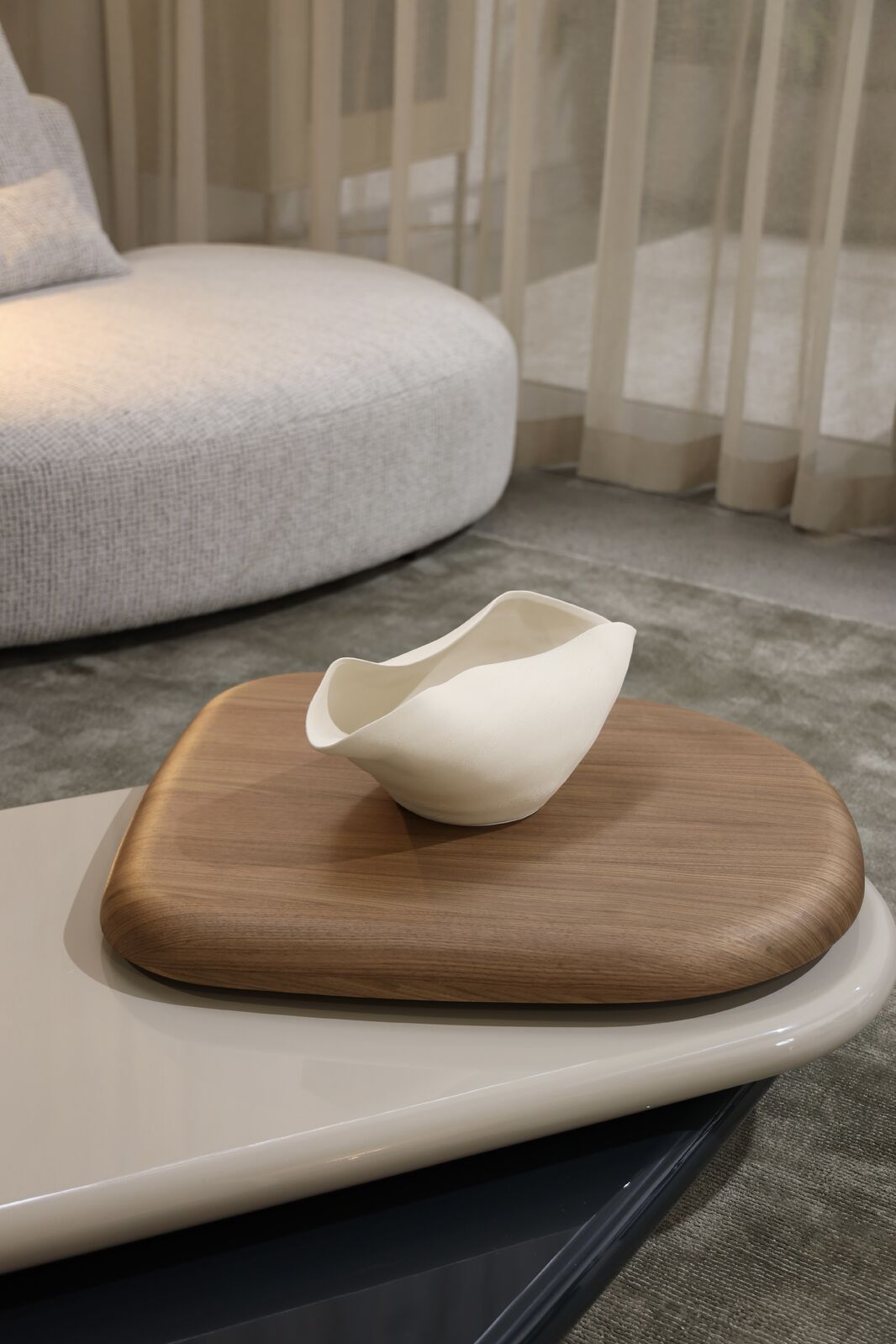 Lys Coffee Table
