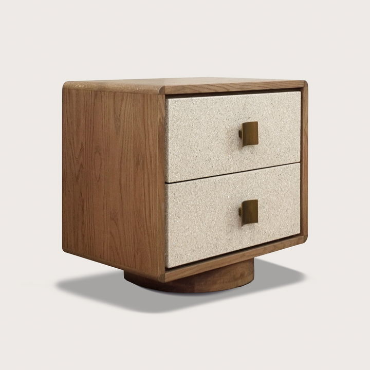 Minna Bedside