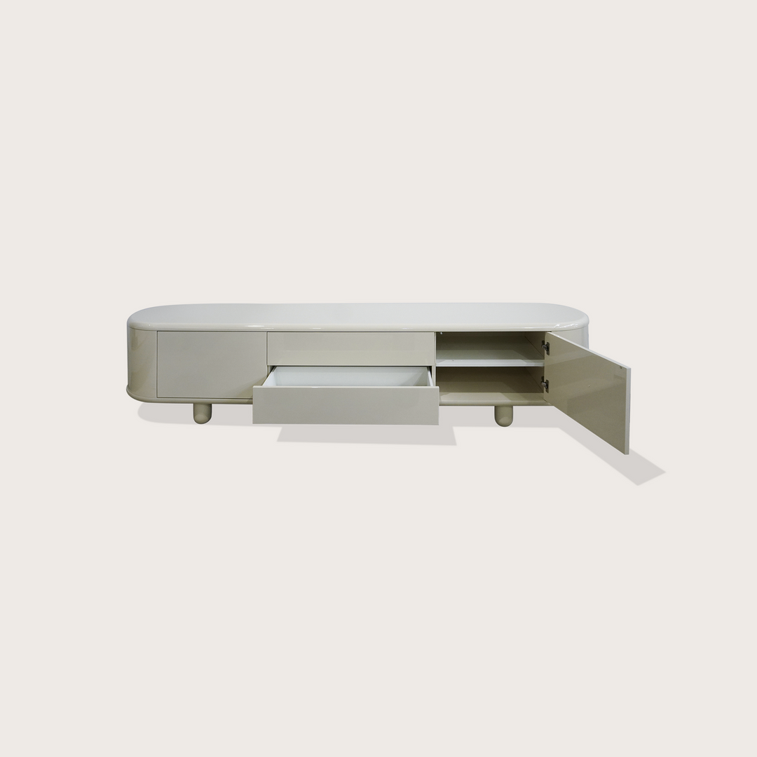 Thierry Entertainment Unit
