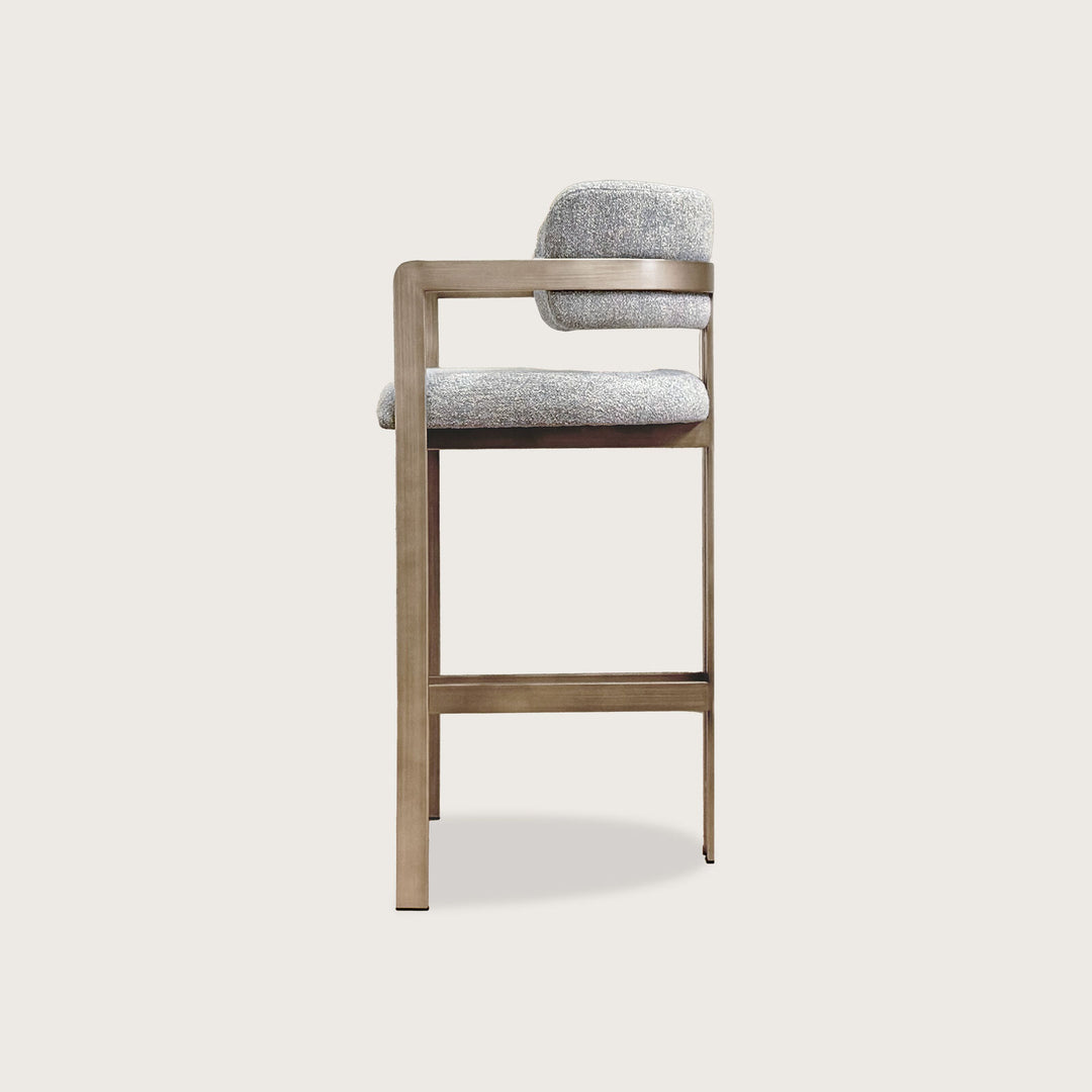 Claude Barstool