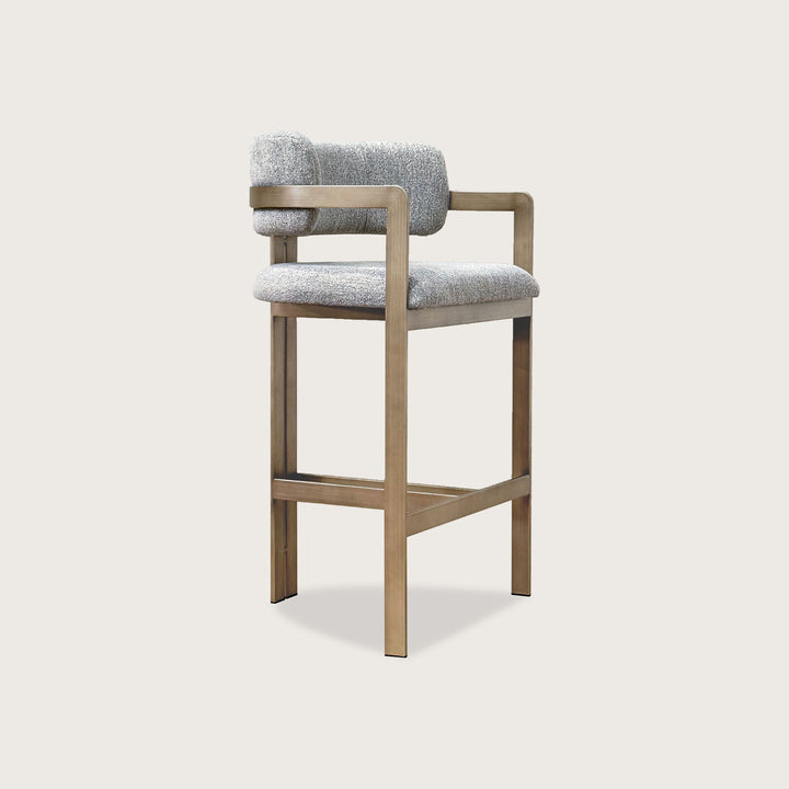 Claude Barstool