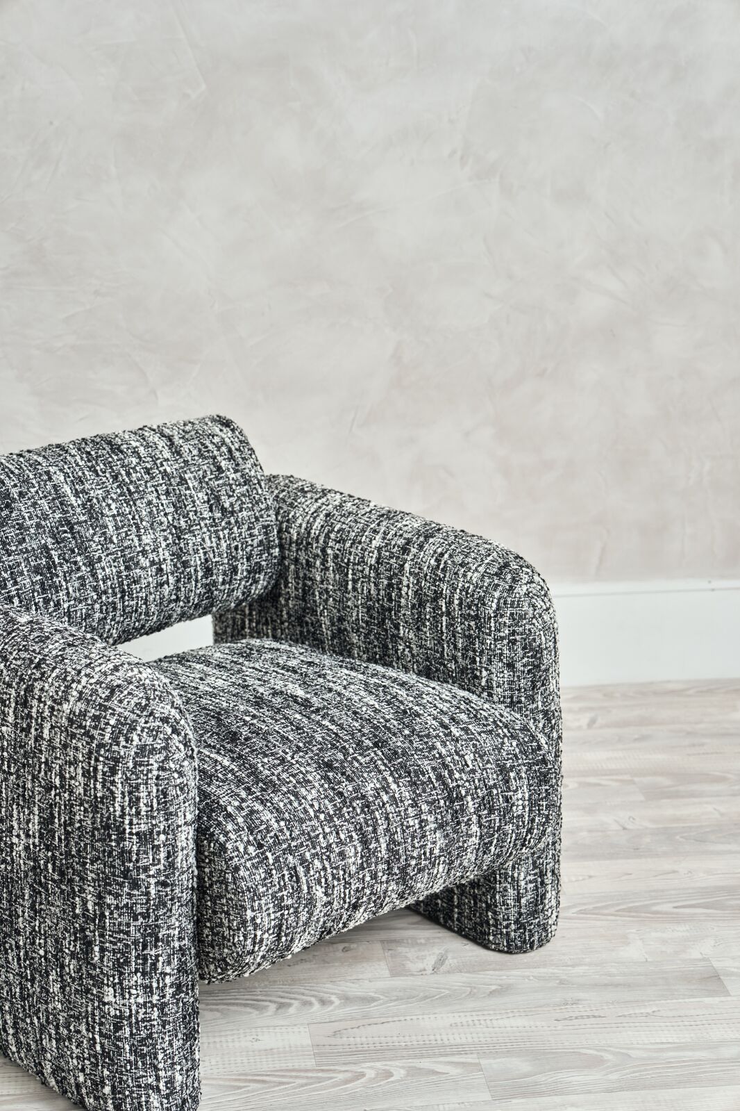 Verona Occasional Chair