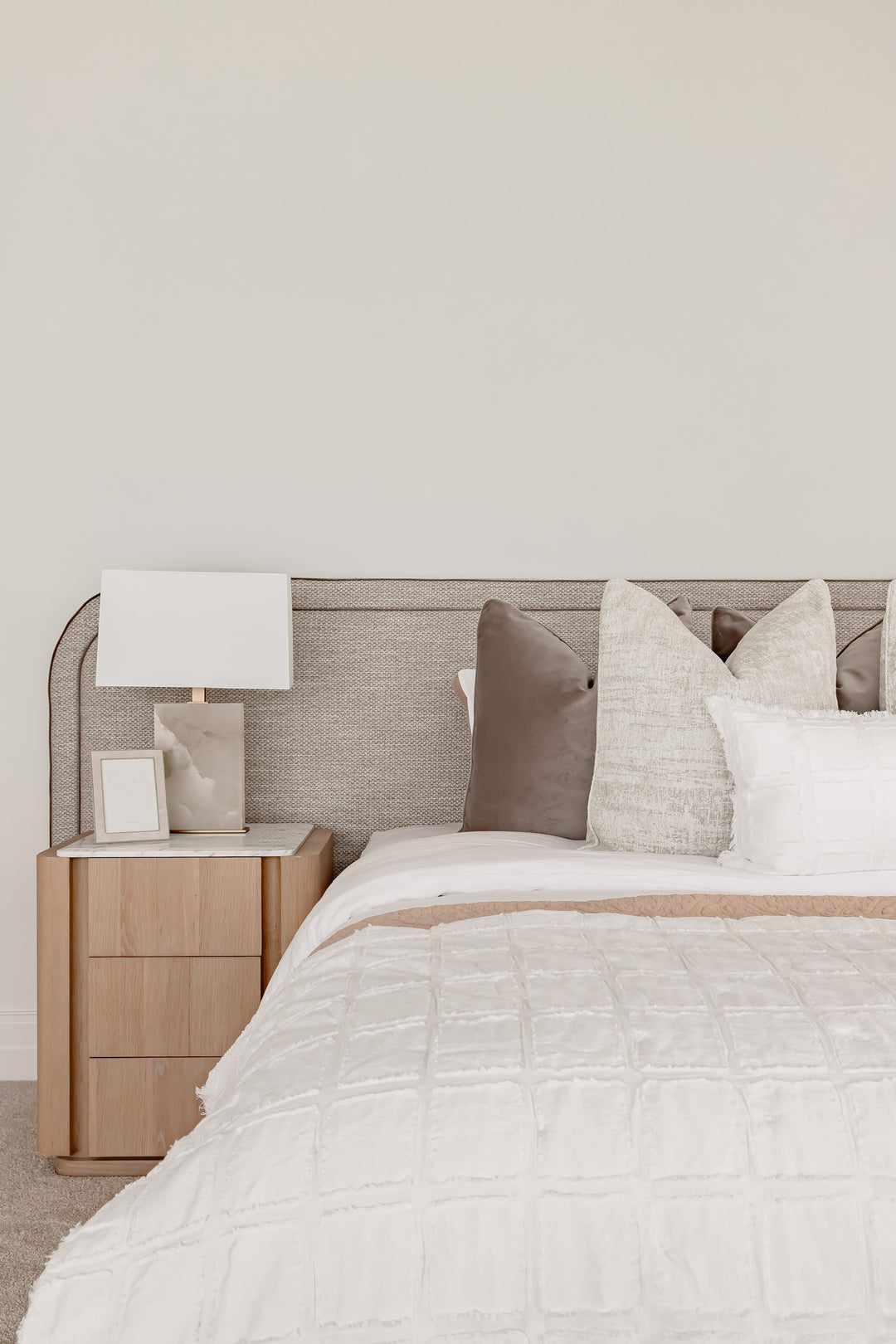 Valentine Bedside