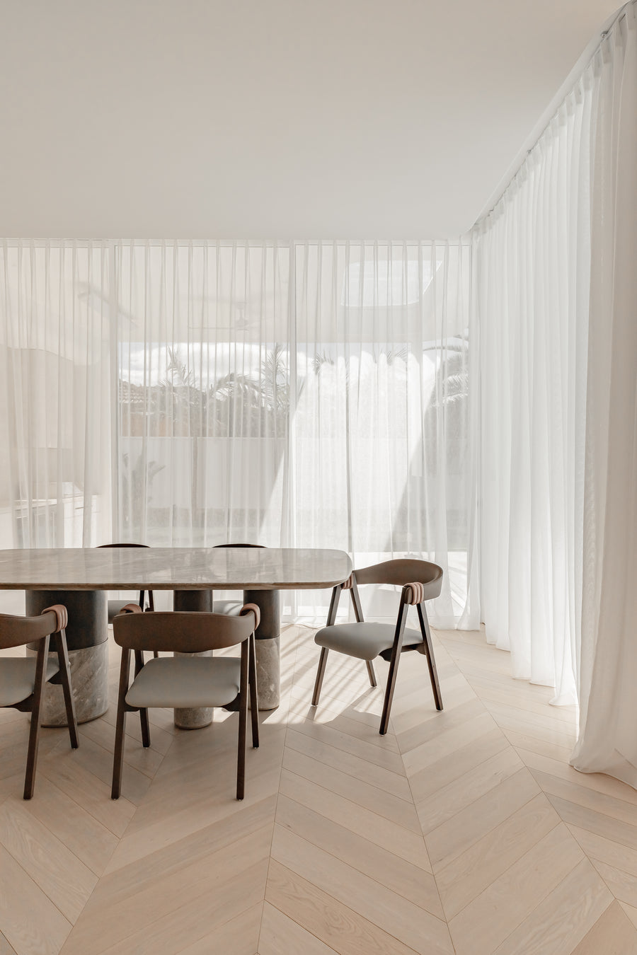 Valerie Dining Table