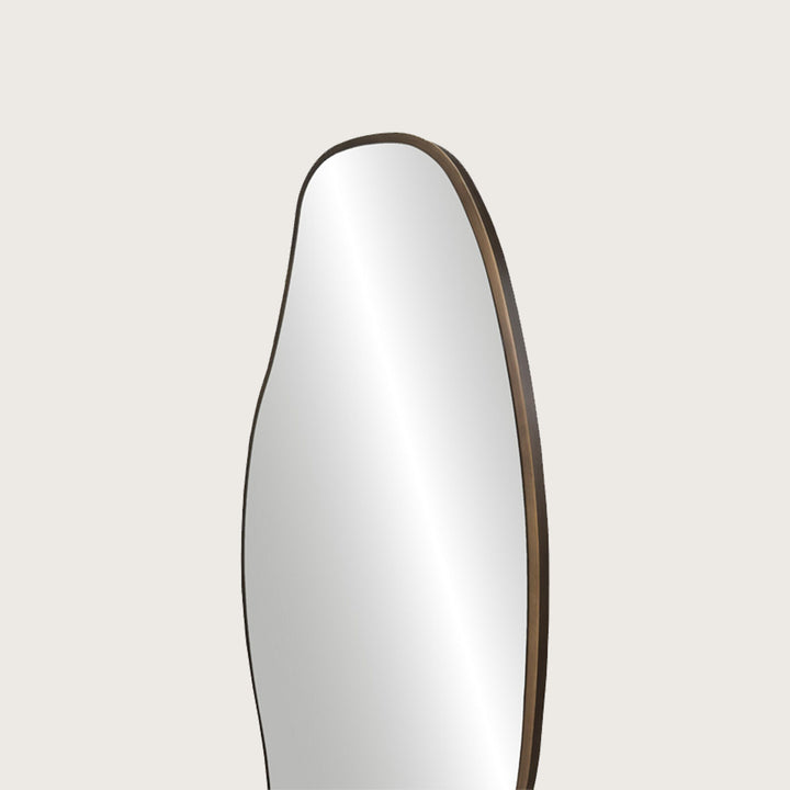 Dimitri Mirror